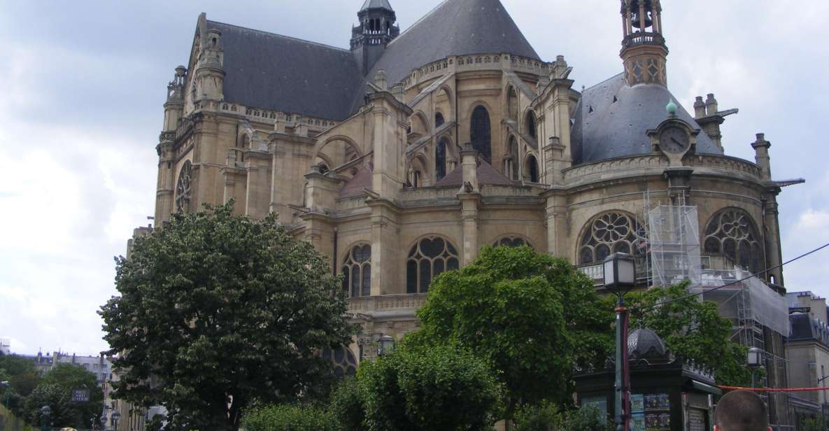 All Inclusive Private Car Tour of Paris - Private chauffeur + live guide: the real value of this format
