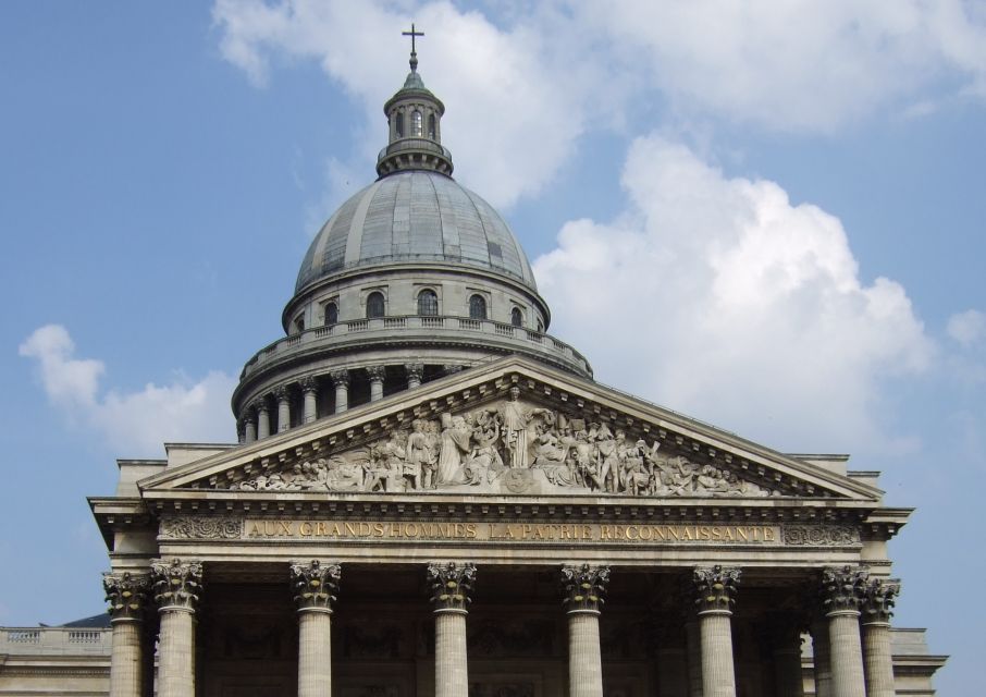 All Inclusive Private Car Tour of Paris - From your hotel to Notre Dame Cathedral: first impressions without the stress