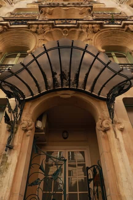 Art nouveau Paris tour - Picasso’s drinking dens and the Belle Époque creative mood (street-level, not museum-level)