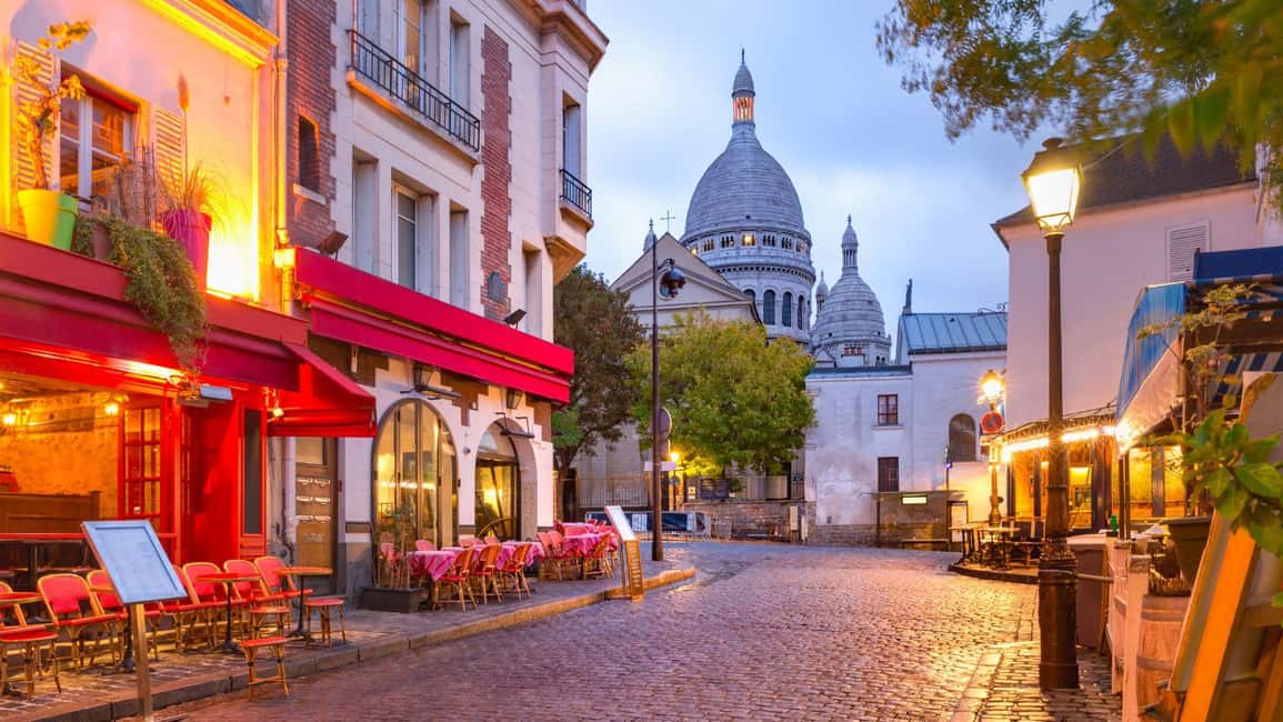 Best of Paris: Private Walking Tour with Local - Private and customizable: what you’re actually buying