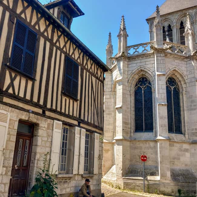 Bike tour from Vernon to Giverny with local guide - The Seine bike ride: mostly protected lanes with Normandy’s backstory