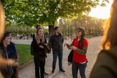 Boho Nights in Paris: A Magical Evening Tour - Luxembourg Gardens After Dark: Quiet Green Time in the Middle of It All