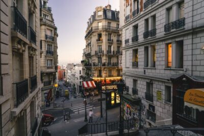 Boutiques and Patisseries: Book a Local in Paris - The local-match survey: How your 3 hours gets tailored to you