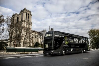 Champs Elysées Bus Toqué Lunch w/ a Glass of Champagne - Bus Toqué Comfort: Glass Roof, Bose Sound, and the 4-Meter View