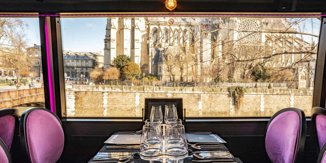 Champs Elysées Bus Toqué Lunch w/ a Glass of Champagne - The Meal Deal: 4 Courses, Champagne, and a Set Menu Reality
