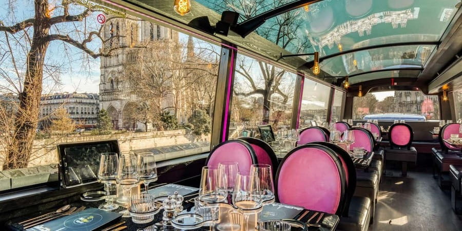 Champs Elysées Bus Toqué Lunch w/ a Glass of Champagne - How the Audio/Video Guide and 96 Points of Interest Work