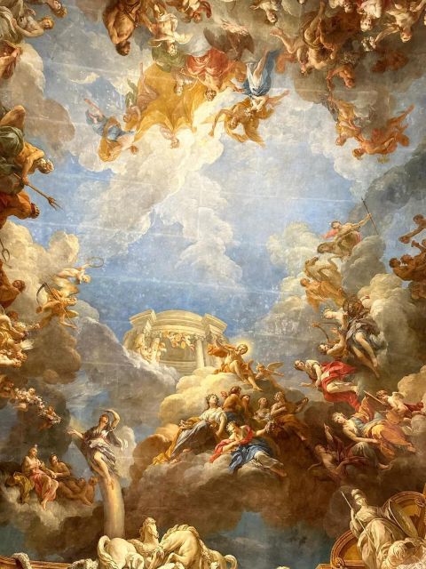 Chateau de Fontainebleau & Chateau de Versailles - Château de Fontainebleau: Royal Rooms and Napoleon’s Throne