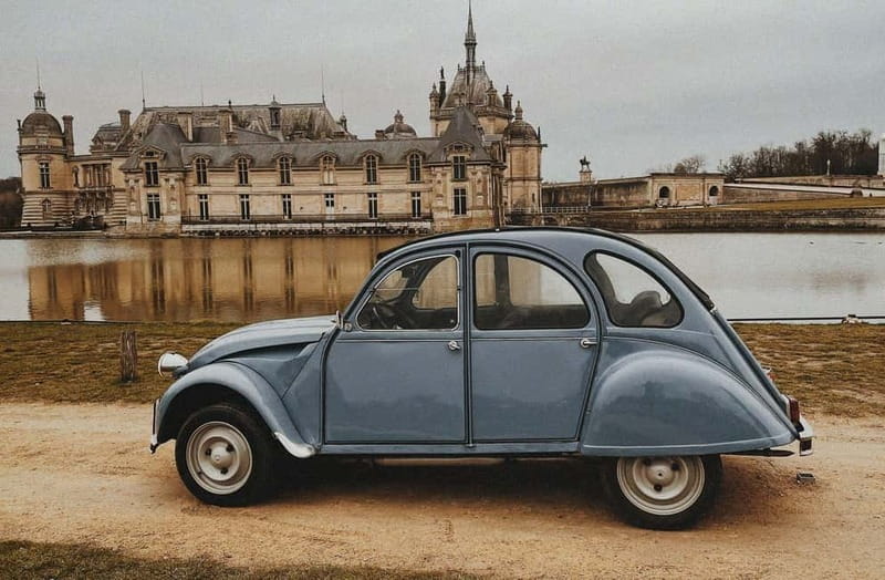 Classic 2CV Tour paris 2h - Pont Alexandre III to Place de la Concorde: bridges, government landmarks, and classic Paris views