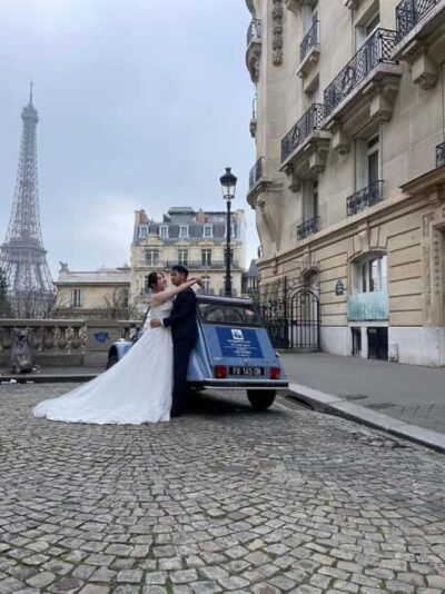 Classic Citroën 2CV tour of Paris, 1 hour - Starting at Champs de Mars: Quick, Central, and Easy to Find