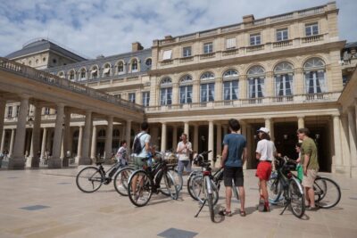 Discover Paris by bike - Palais-Royal and the Louvre: seeing icons without turning it into a sprint