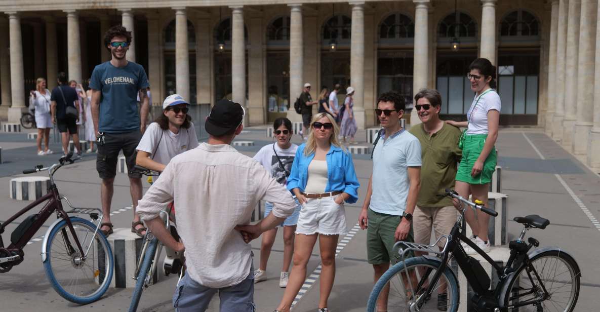Discover Paris by bike - Place du Châtelet and the ride back: closing the loop in the best light