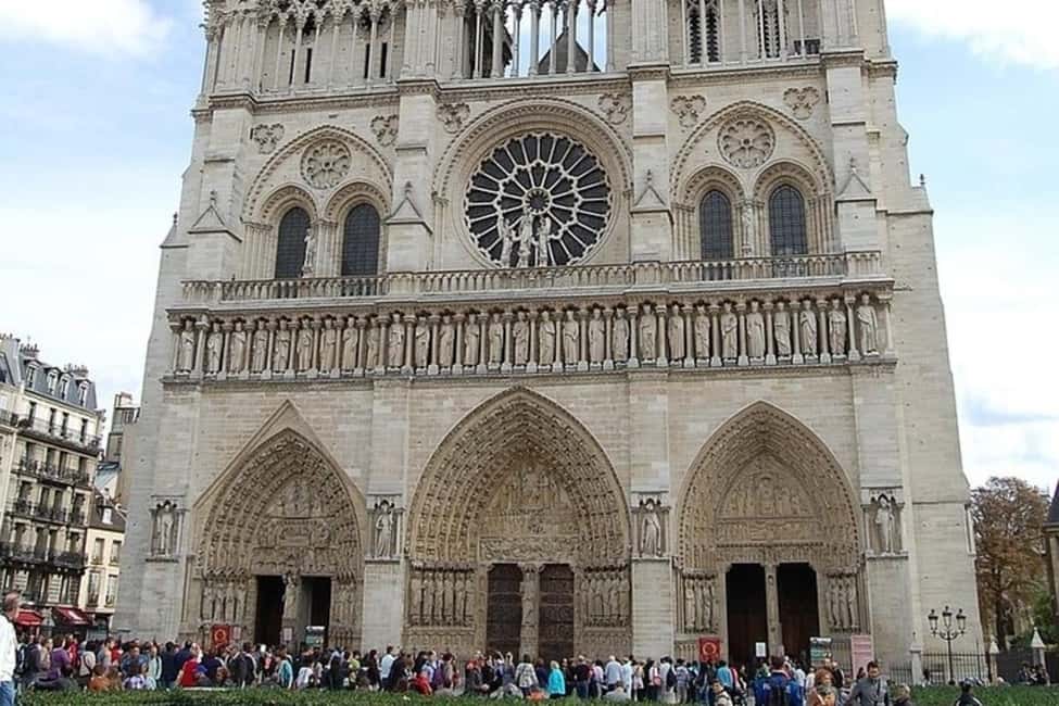 Discovering Le Marais: Guided Walking Tour of Paris - Who should book this Le Marais walking tour?