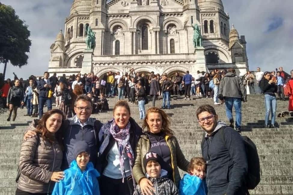 Discovering Le Marais: Guided Walking Tour of Paris - Le Village Saint-Paul to Place des Vosges: classic Marais sights with real context