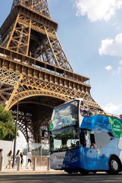Disneyland Paris: Bus Sightseeing Tour in Paris - What to Bring (and What to Leave Behind)