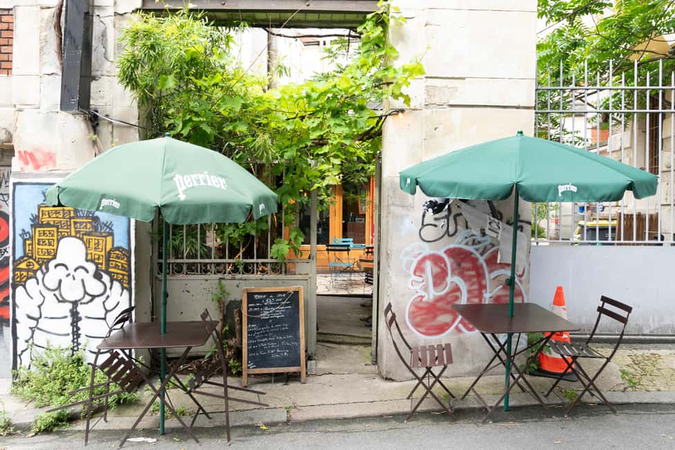 Exploring Belleville: Parisian Culture&Creativity in Motion - Finding the start: Pyrénées metro and the easy-to-follow route