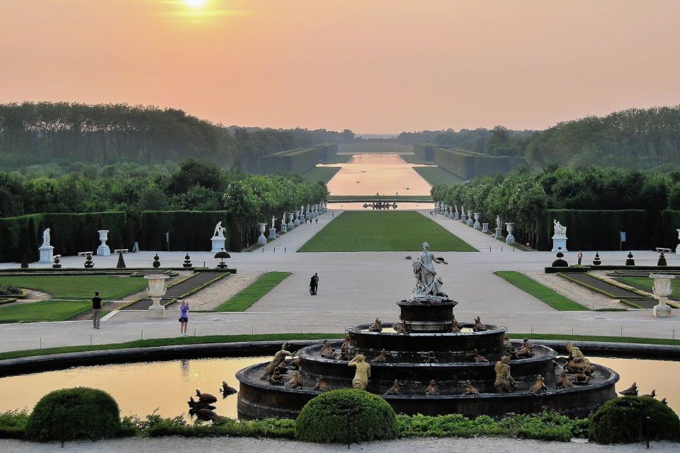From Paris: Giverny and Versailles Private Full-Day Trip - Comfort, language, and who should book this