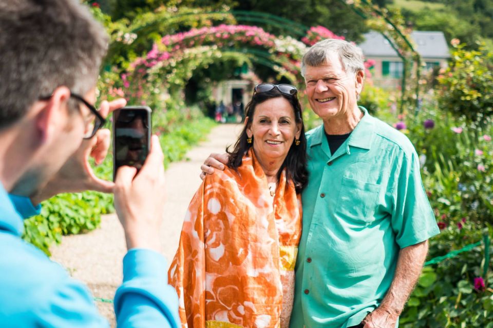 From Paris: Guided Day Trip to Monet's Garden in Giverny - Monet’s House: why the order matters