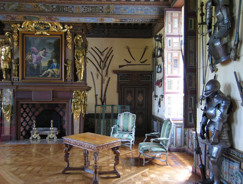 From Paris: Loire Valley Castles Tour with Hotel Transfers - Between castles: passing scenery and how the schedule keeps you moving