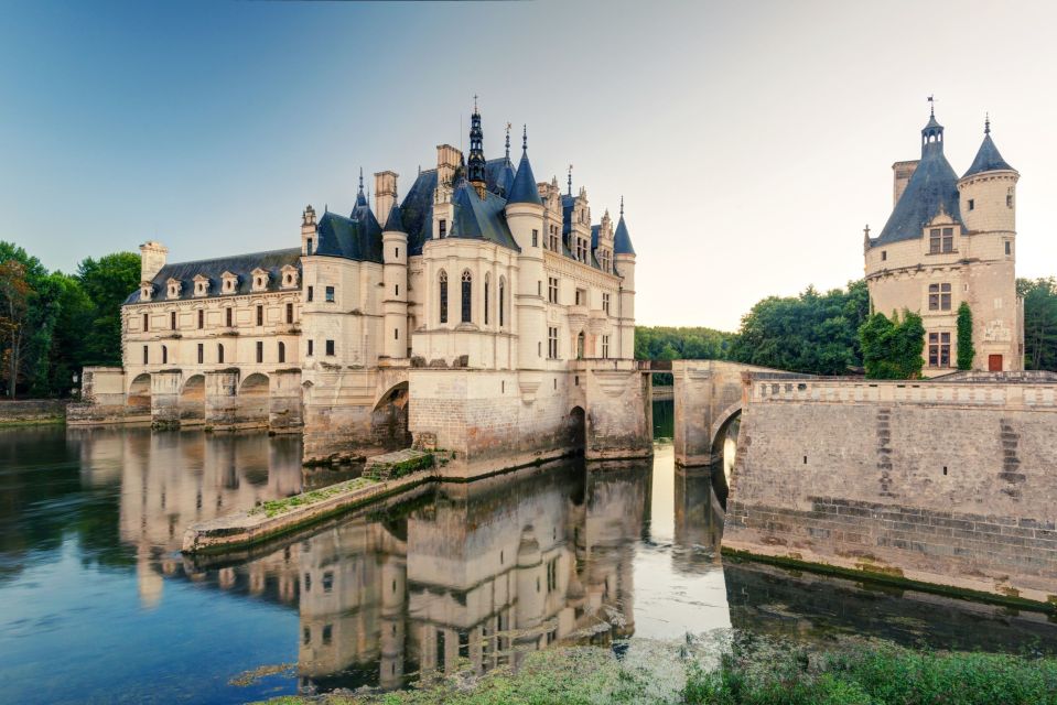 From Paris: Loire Valley Castles Tour with Hotel Transfers - The ride back and the drop-off situation in Paris