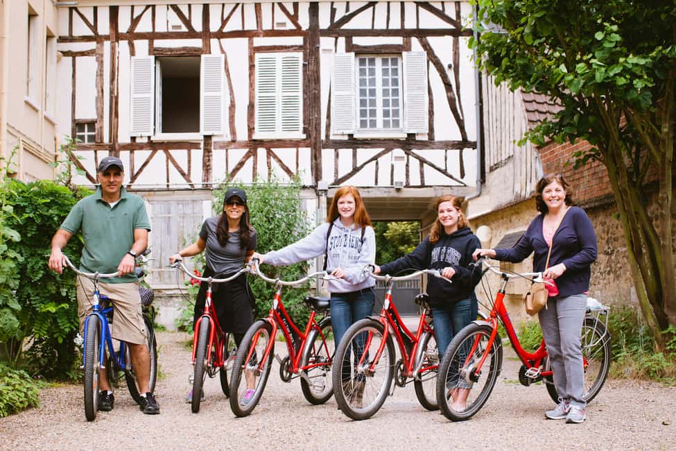 From Paris: Monet Garden & Giverny Bike Tour and Picnic Stop - Vernon Market Picnic: Buying Lunch Like a Local
