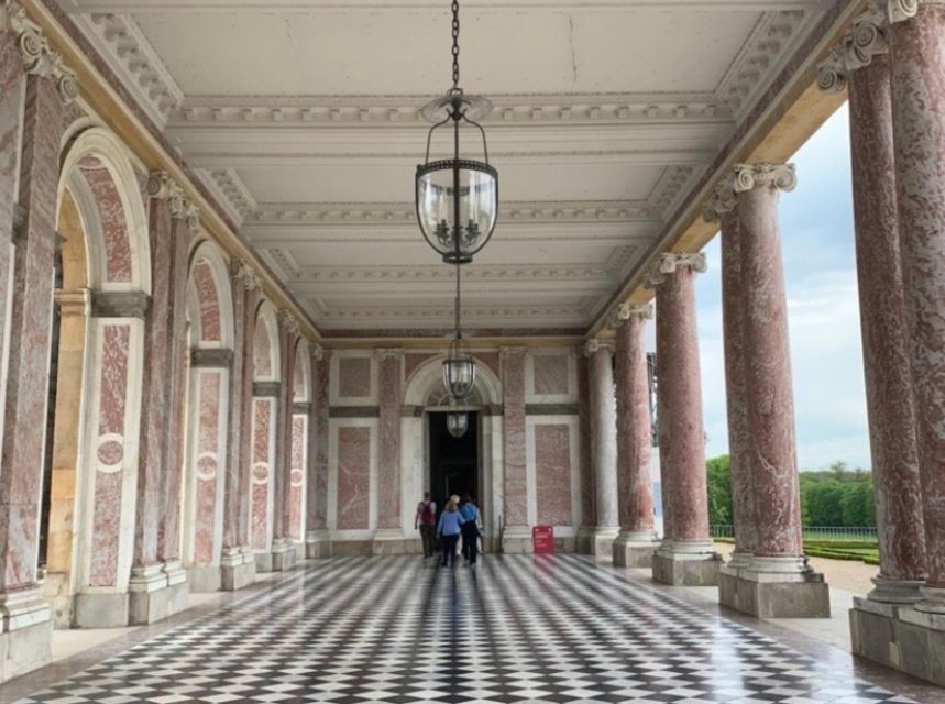 From Paris: Versailles Bike Tour with Gardens & Palace Entry - Bike tour logistics that affect comfort and stress