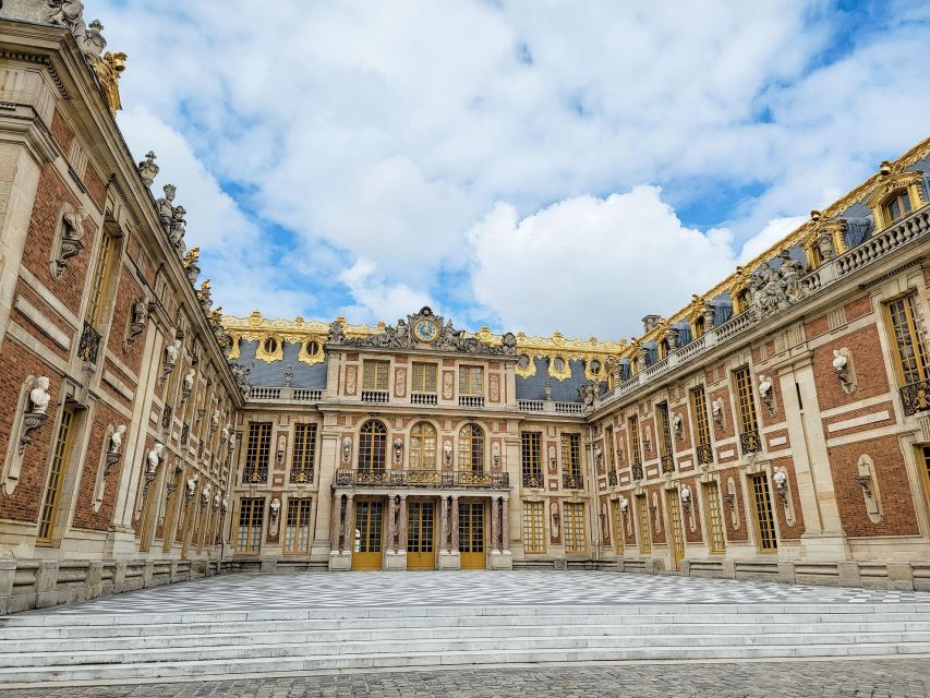 From Paris: Versailles Bike Tour with Gardens & Palace Entry - Price and value at about $131: what you’re paying for