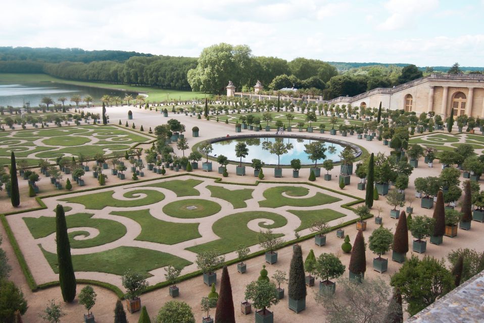 From Paris: Versailles Full-Day Trip by Train - From Downtown Paris to Versailles by RER: The Easy Part