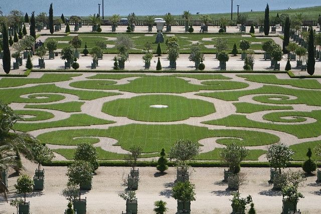From Paris: Versailles Guided Tour by Deluxe Minibus - Who This Versailles Tour Fits Best (and Who Might Skip It)