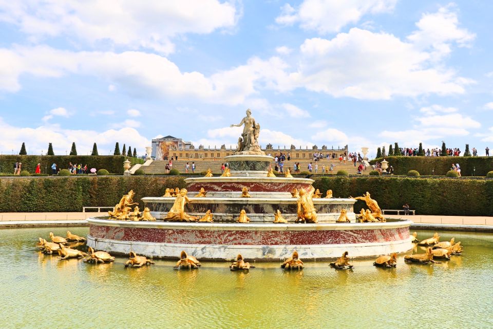 From Paris: Versailles Guided Tour with Skip-the-Line Ticket - Entering the Palace: State Apartments, Chapel, and Hall of Mirrors
