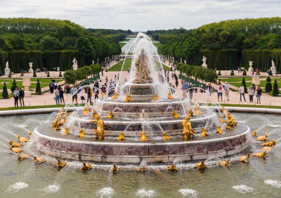 From Paris: Versailles Palace and Gardens Guided Day Trip - The 1:45 pm upgrade: King’s Private Apartments (what you gain, what you trade)