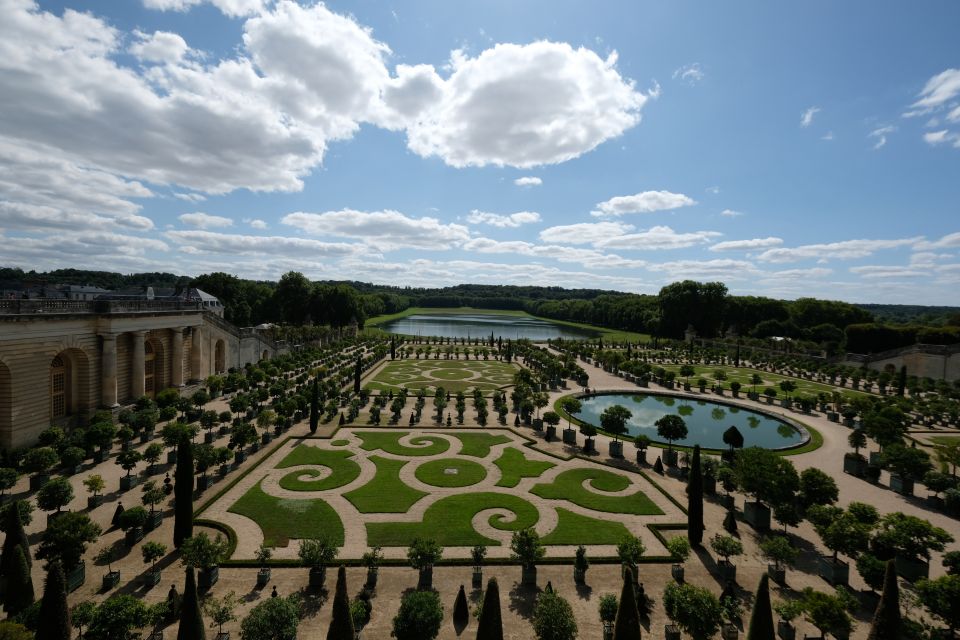 From Paris: Versailles Palace and Gardens Guided Day Trip - Price and logistics: what $124 buys you (and what it doesn’t)
