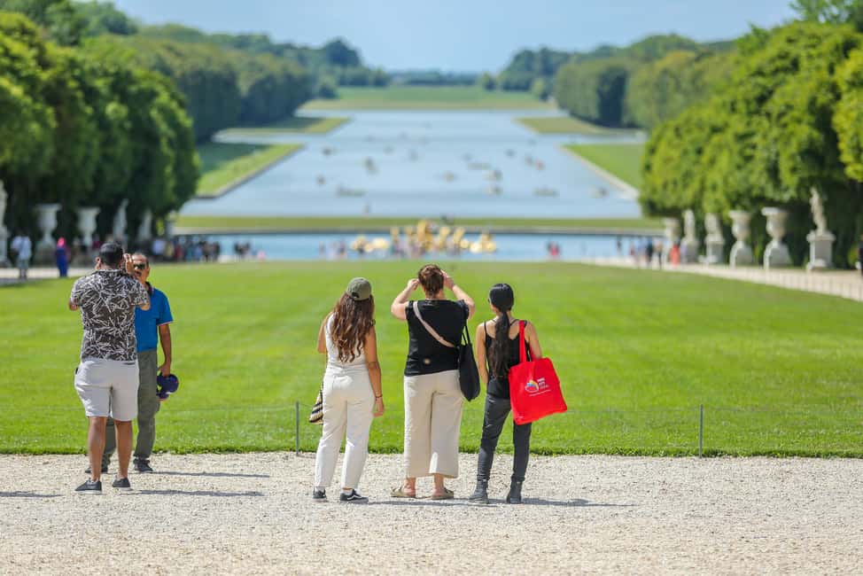 From Paris: Versailles Palace & Gardens with Transportation - Musical gardens and fountain shows: worth it, but only if your dates match