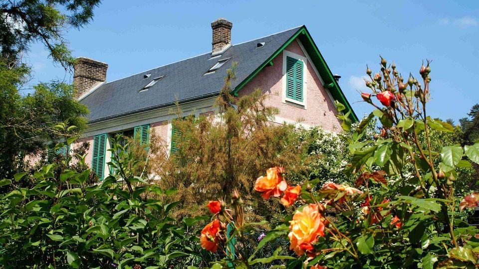 Giverny : Monet's house & Gardens Private tour from Paris - Exact flow of the day: what happens from pickup to return