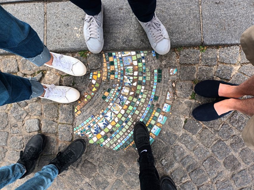 Invader Hunt Street Art Tour - Key moments you’ll actually care about