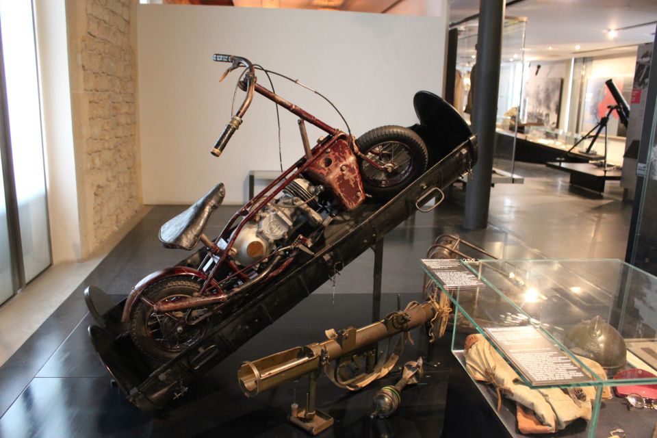 Invalides War Museum the World Wars Guided Tour - Original footage, Versailles, and the armistice “end-of-war” moment