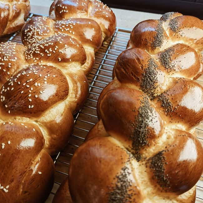 Jewish Marais - Yiddish world : Walking tour and pastries - The Muraille de Philippe Auguste Moment: Old Paris City Edge