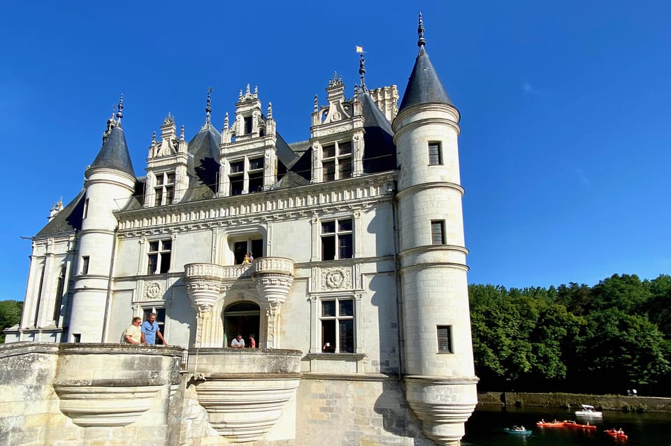 Loire Valley Royal Castles Small Group Day Trip from Paris - A Long Day Out of Paris: How the Mercedes Ride Sets the Tone