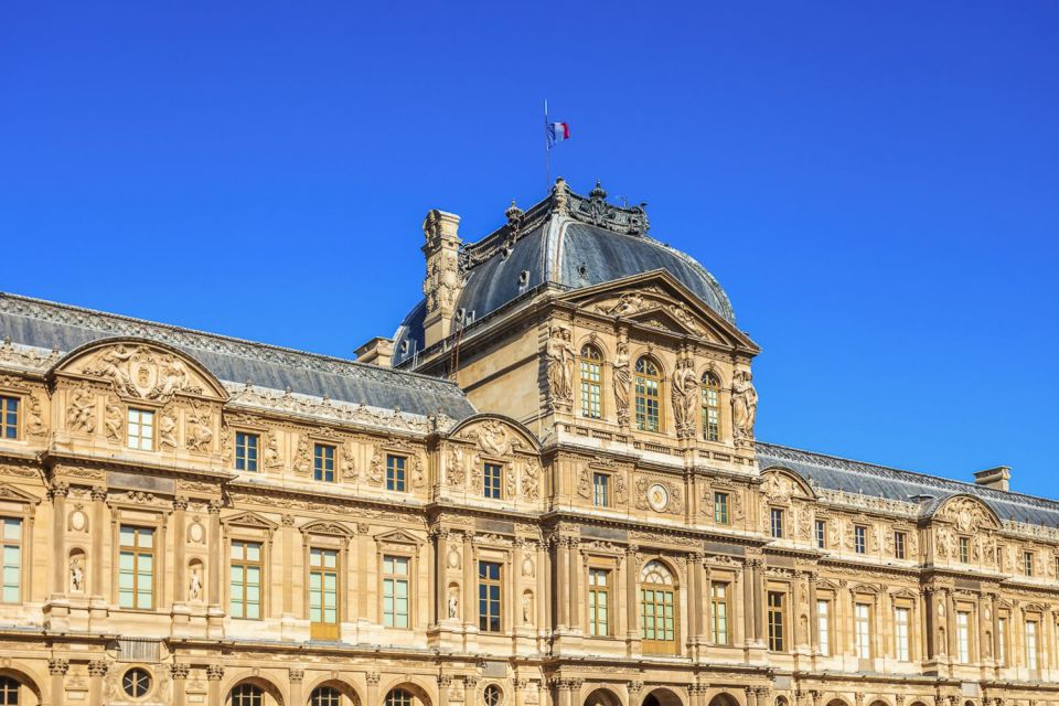 Louvre & Mona Lisa Small Group Tour with Reserved Entry - Reserved Louvre entry and headsets: the real time-saver