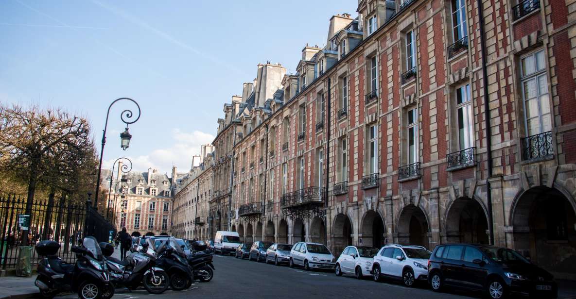 Marais Walking Tour: Lifestyle in Paris - Le Marais, From Aristocratic Mansions to Fashion-Forward Streets