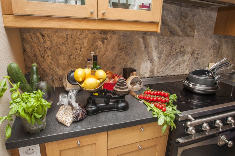 Market Visit and Cooking Class with a Parisian Chef - Price and Value: What $261 Buys You in the Paris Kitchen