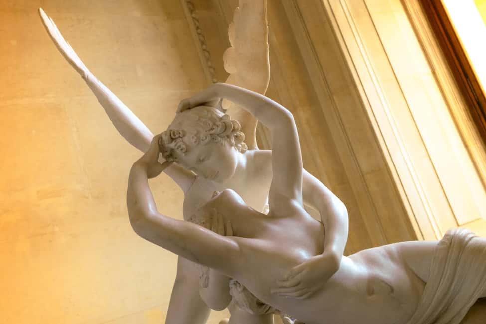 Mona Lisa & Treasures: 6-people Max Louvre Experience - Small Group Size: Why Up to 6 Changes Everything