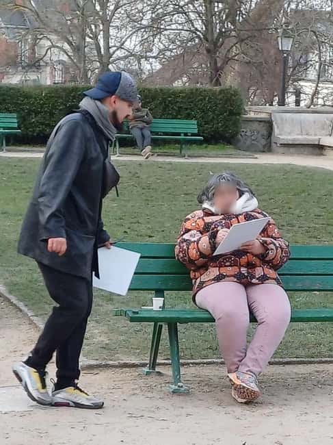 Montmarte painting session and walking tour for kids ! - Meeting Point: Montmartre Cemetery Entrance