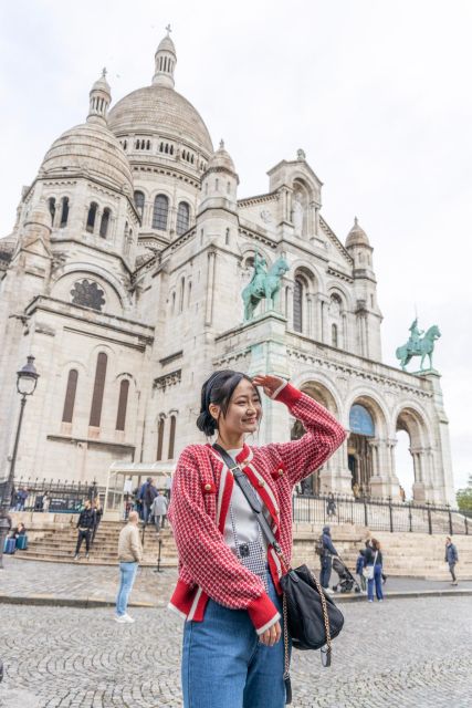 Montmartre Sacre Coeur area photoshoot by Paris photographer - Key things I’d bet on before you book