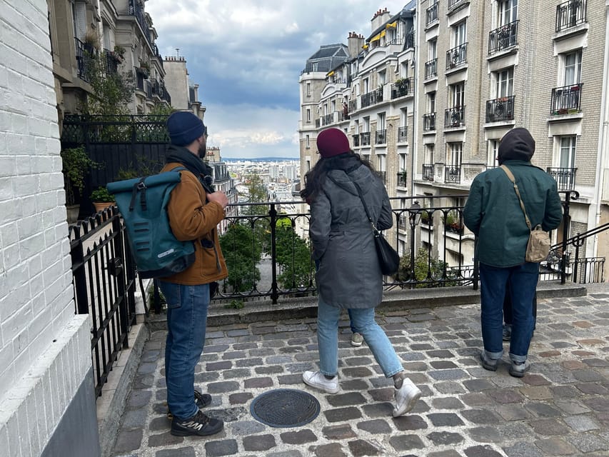 Montmartre Walking Tour: A Journey Through Art and History - Moulin Rouge and the first art-story angle