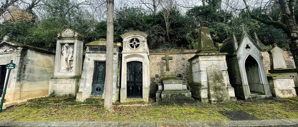 Mysteries of Père Lachaise - Père Lachaise is where Paris keeps its legends