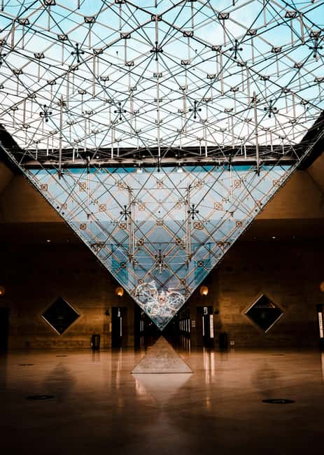 Night at the Louvre Museum: 6-people Max Guided Exploration - Key things you’ll notice on Night at the Louvre