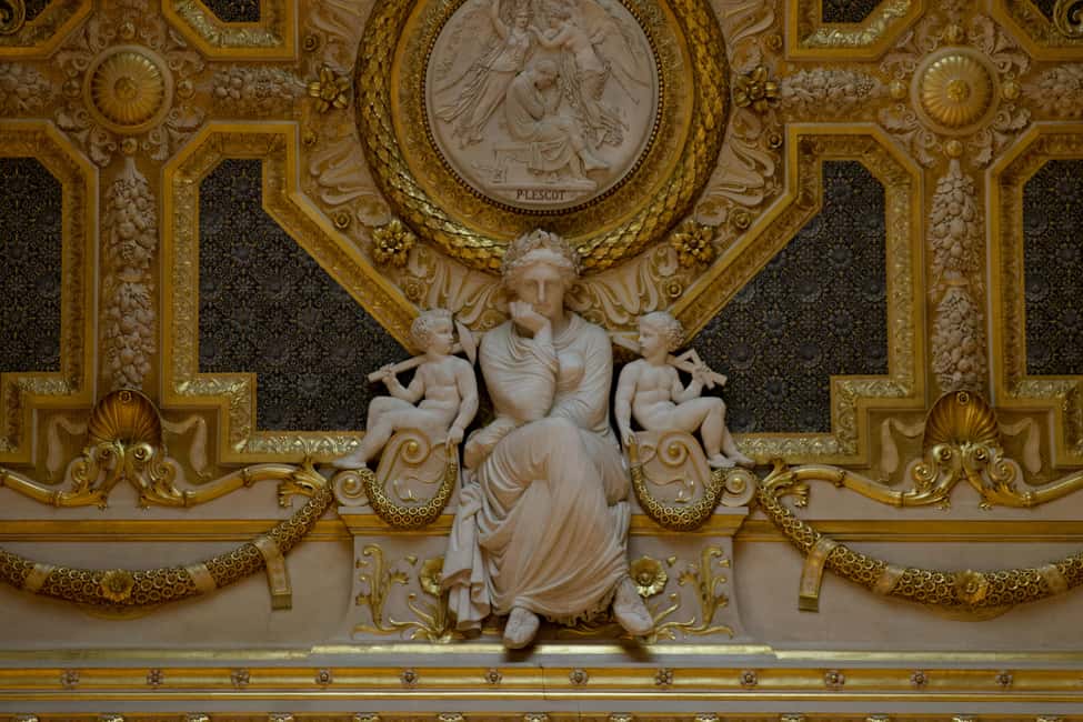 Night at the Louvre Museum: 6-people Max Guided Exploration - How the Guide Keeps It Fun, Funny, and Understandable