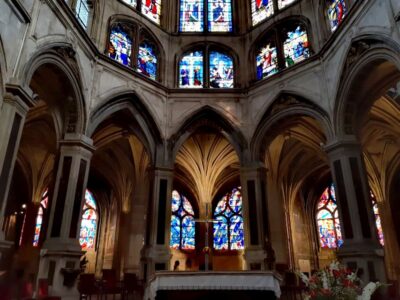 Notre-Dame Cathedral Private tour - Meeting at the Statue de Charlemagne: a smart way to start on Île-de-la-Cité