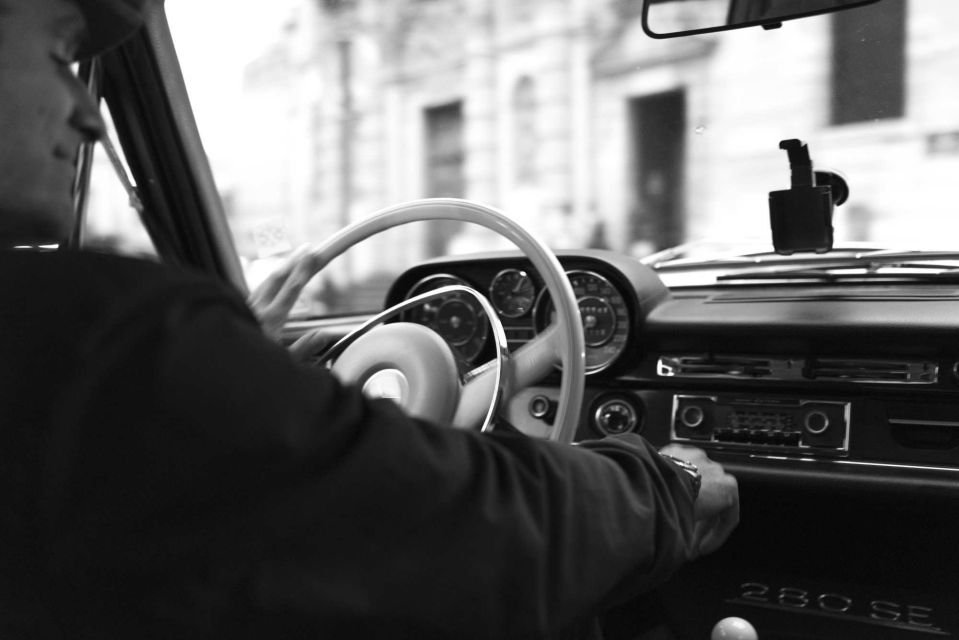 Paris: 2.5-Hour Guided Vintage Car Tour and Wine Tasting - Key things I’d circle on your map