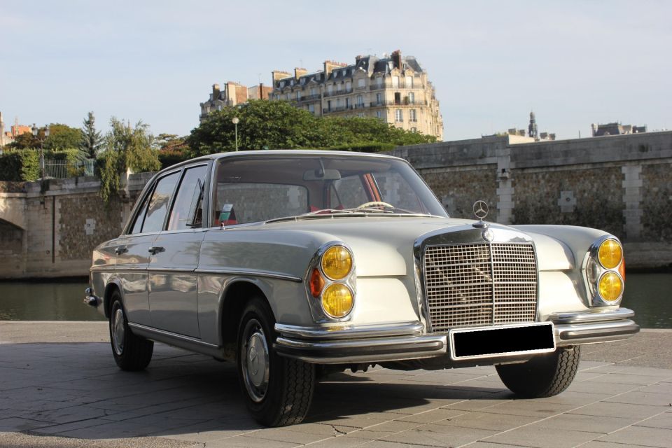 Paris: 2.5-Hour Guided Vintage Car Tour and Wine Tasting - Hôtel de Sens and the Latin Quarter: details you might miss on your own